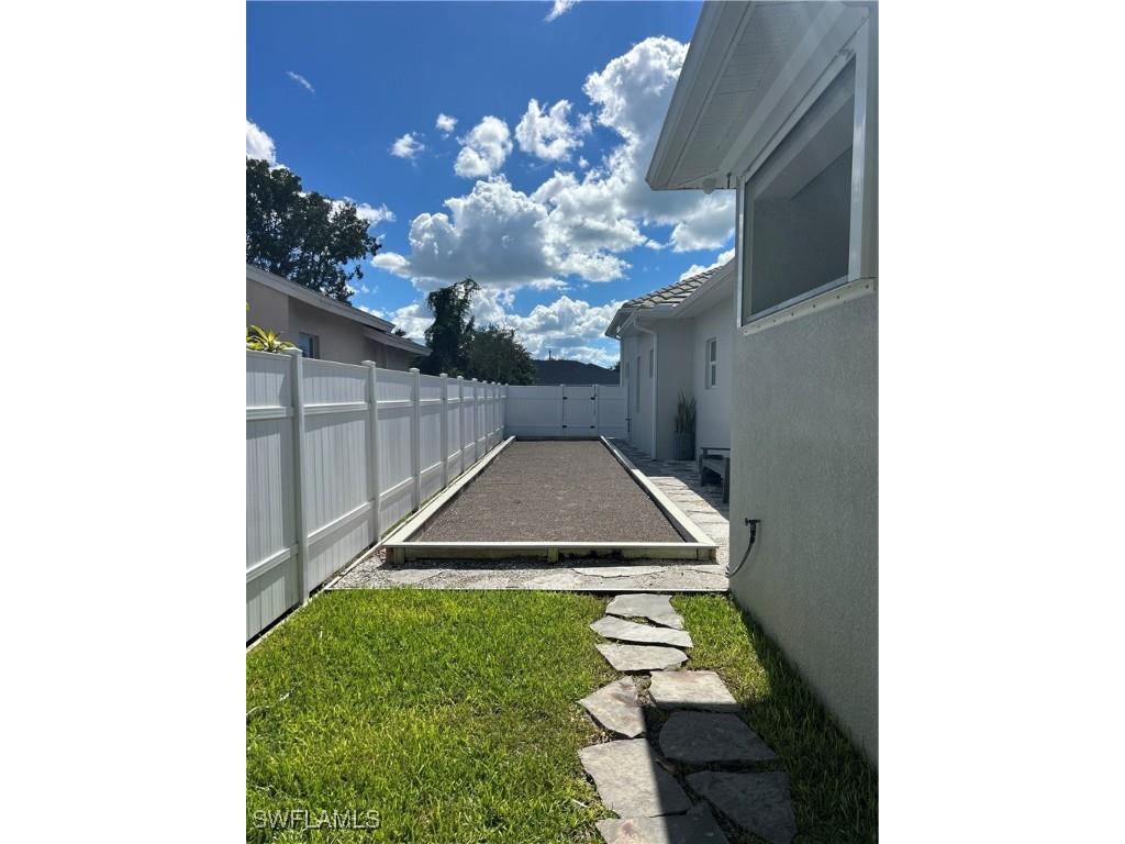 553 106th Avenue N Naples FL 34108 225075460 image30