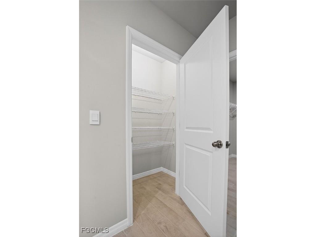 553 Kingsbury Lane Lehigh Acres FL 33974 2025025434 image15