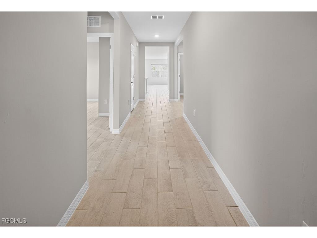 553 Kingsbury Lane Lehigh Acres FL 33974 2025025434 image22