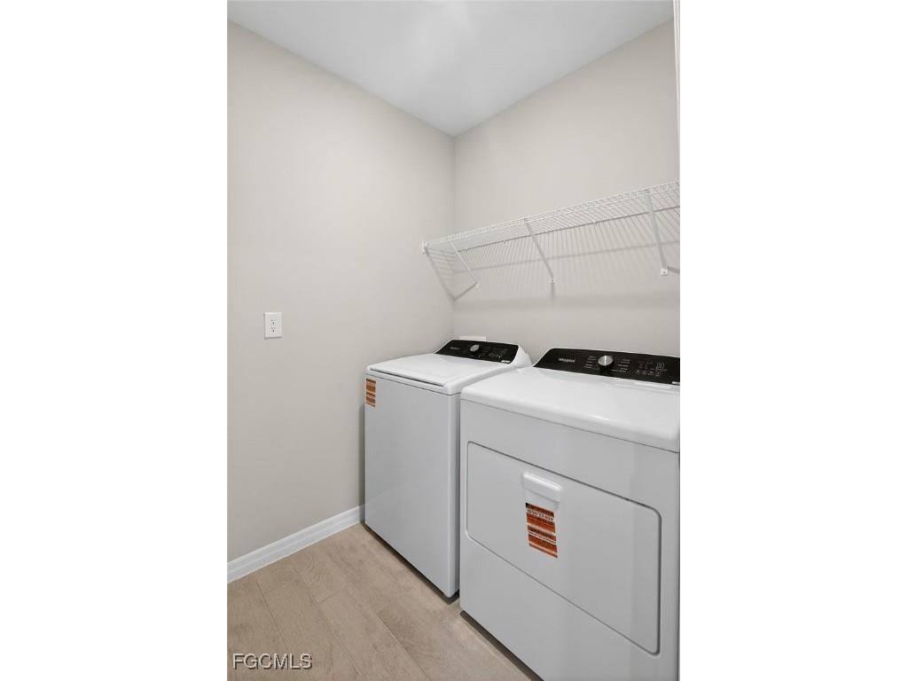 553 Kingsbury Lane Lehigh Acres FL 33974 2025025434 image25