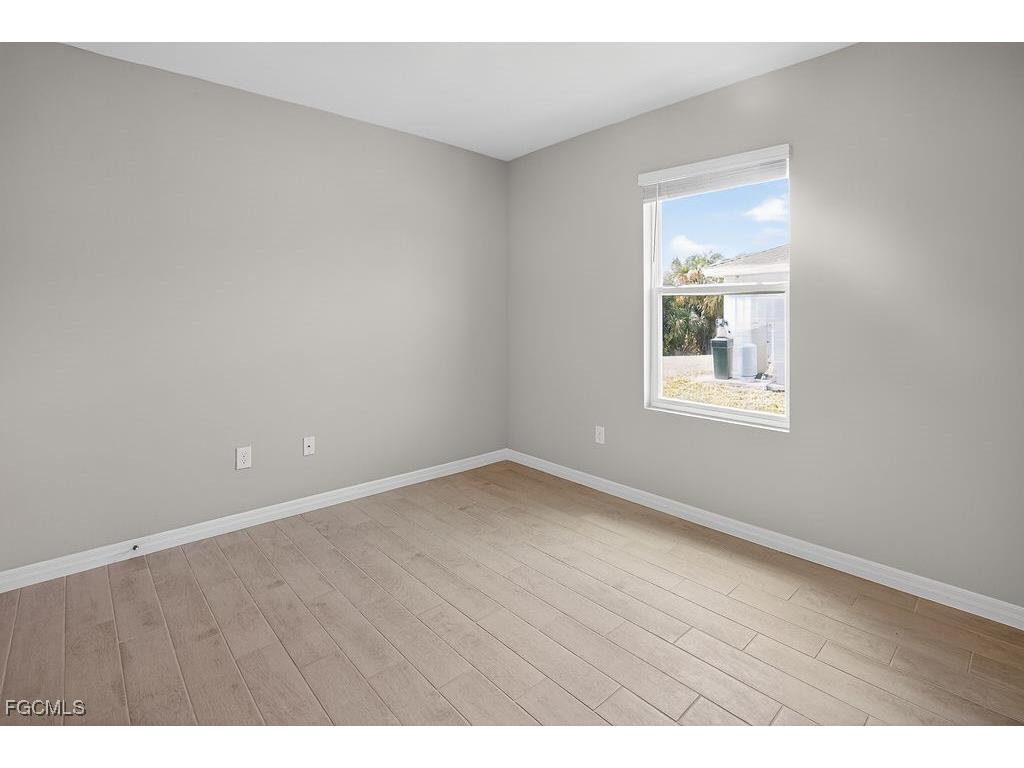 553 Kingsbury Lane Lehigh Acres FL 33974 2025025434 image28