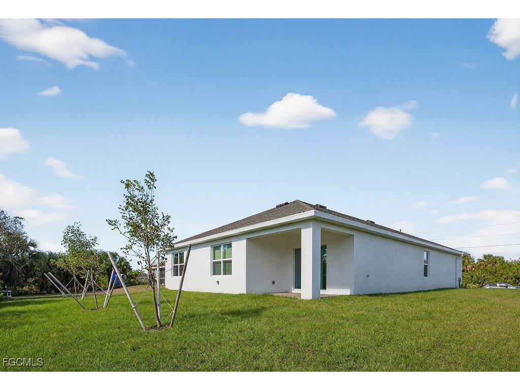 553 Kingsbury Lane Lehigh Acres FL 33974 2025025434 image42