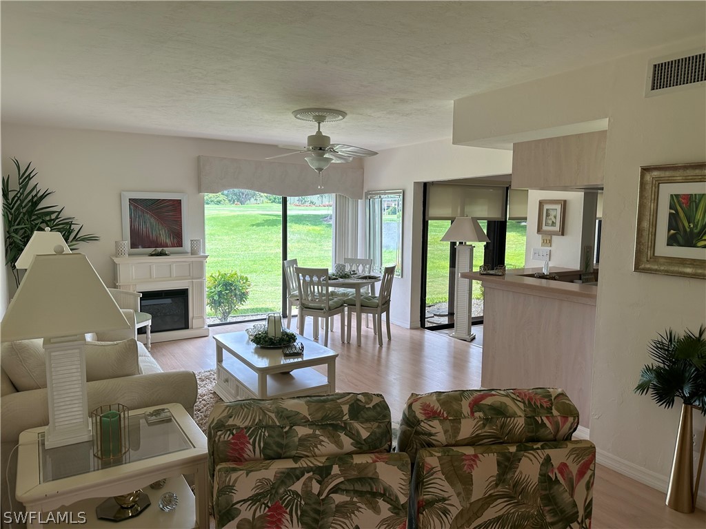 5530 Trailwinds Drive #714 Fort Myers FL 33907 224062831 image1