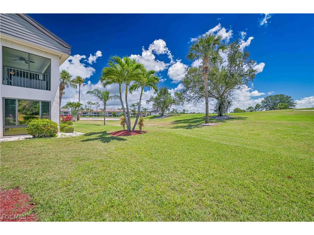 5530 Trailwinds Drive #726 Fort Myers FL 33907 2026012302 image21