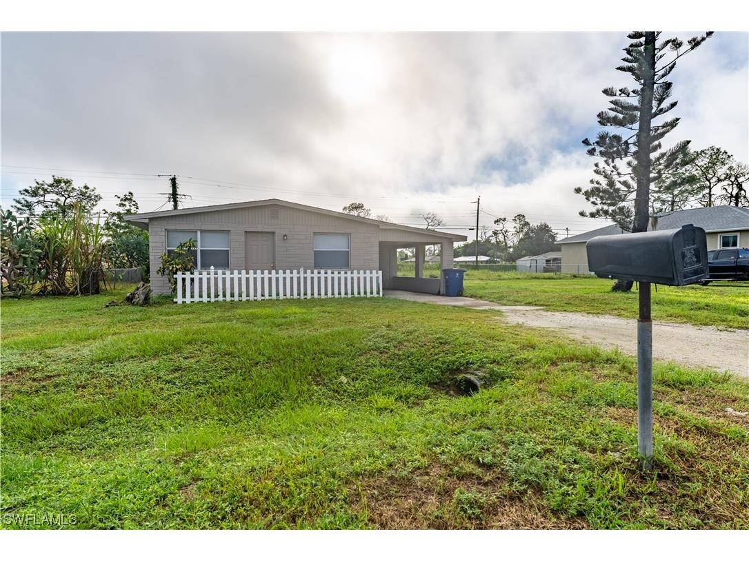 5531 9th Avenue Fort Myers FL 33907 223070799 image1