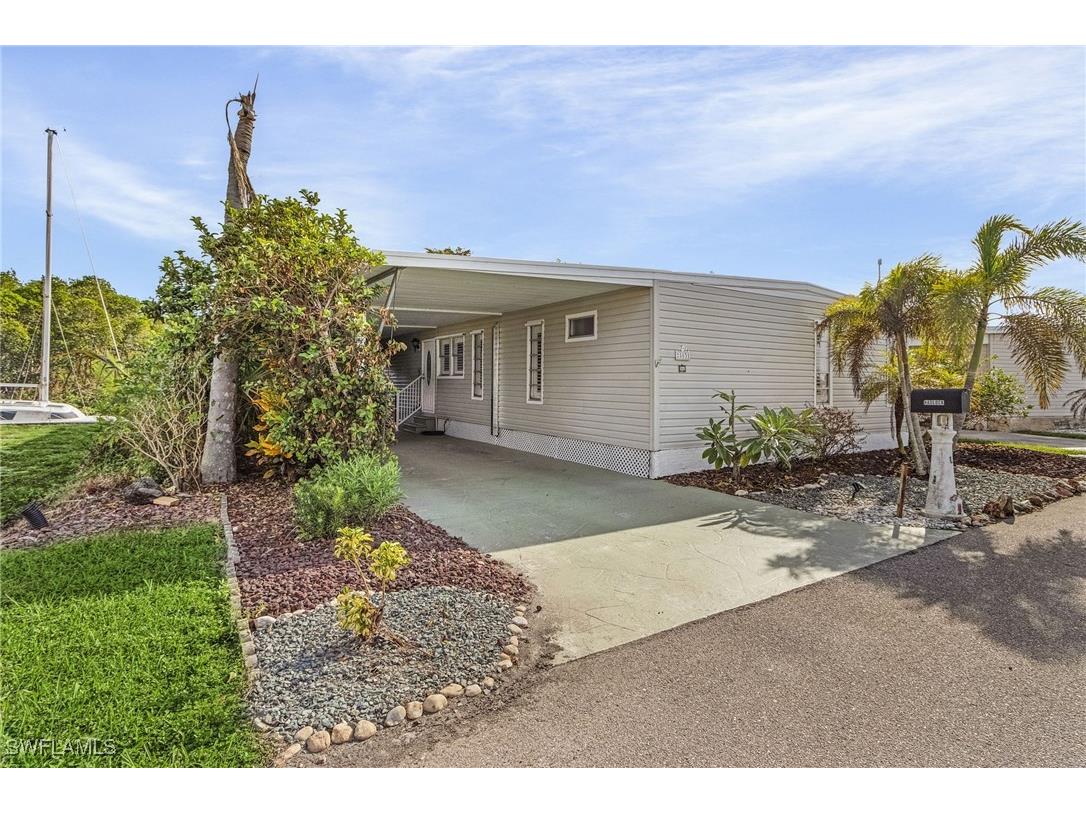 5531 Sir Walter Way North Fort Myers FL 33917 224083165 image1
