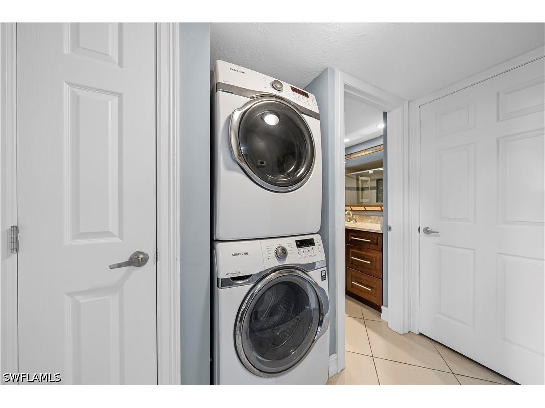 5535 Rattlesnake Hamm Road #205 Naples FL 34113 226016942 image17