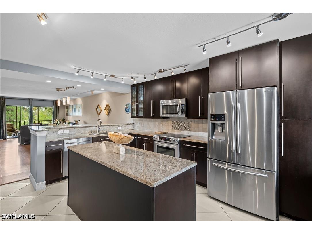 5535 Rattlesnake Hamm Road #205 Naples FL 34113 226016942 image2