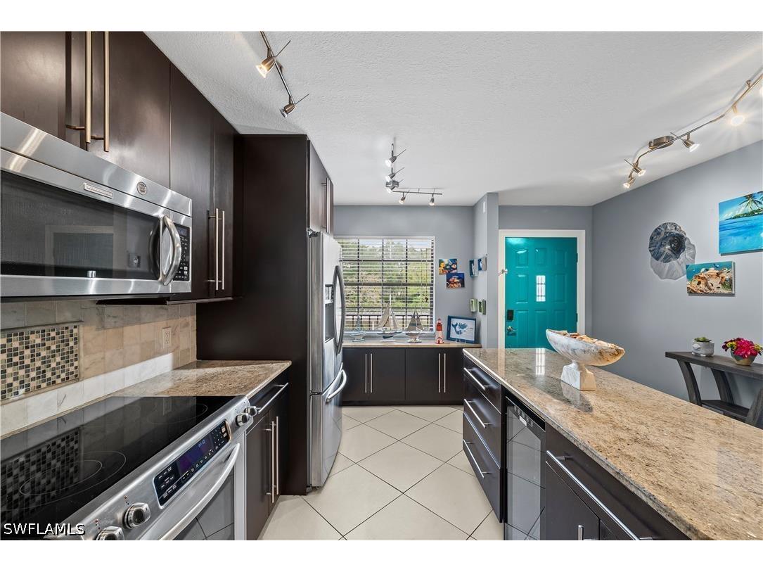 5535 Rattlesnake Hamm Road #205 Naples FL 34113 226016942 image3