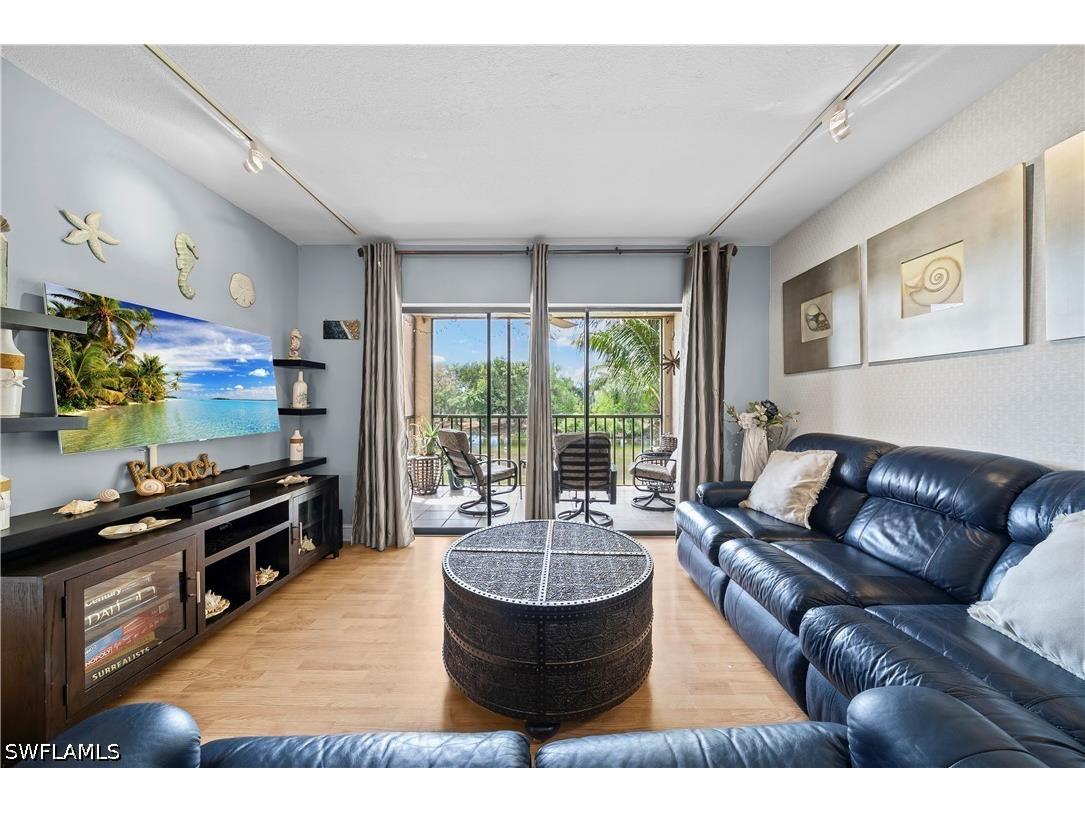 5535 Rattlesnake Hamm Road #205 Naples FL 34113 226016942 image7