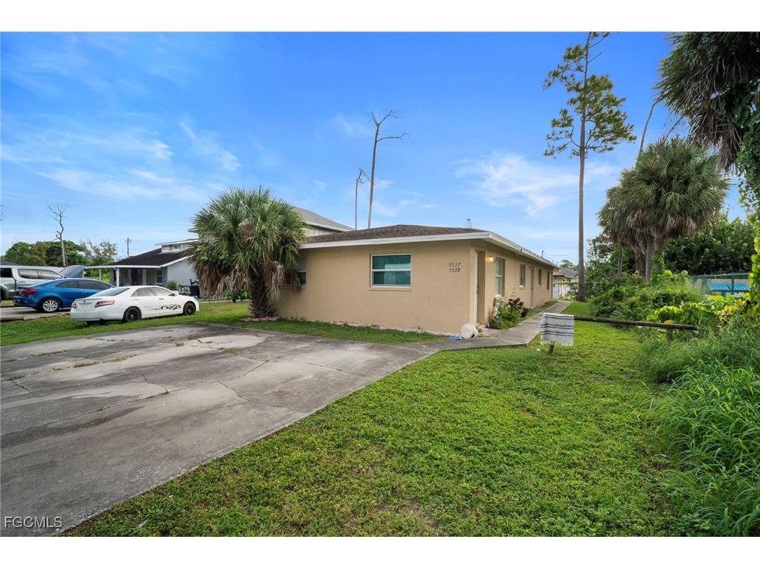 5539 10th Avenue Fort Myers FL 33907 2025014379 image1