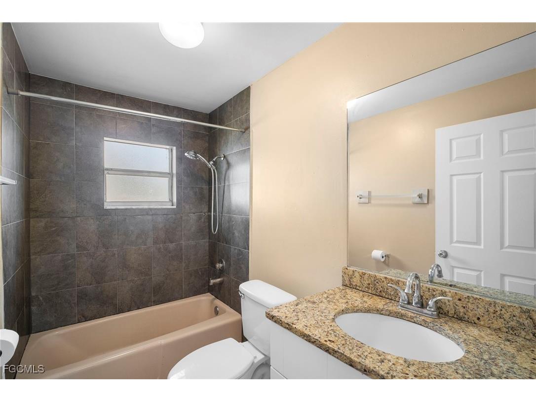 5539 10th Avenue Fort Myers FL 33907 2025014379 image16