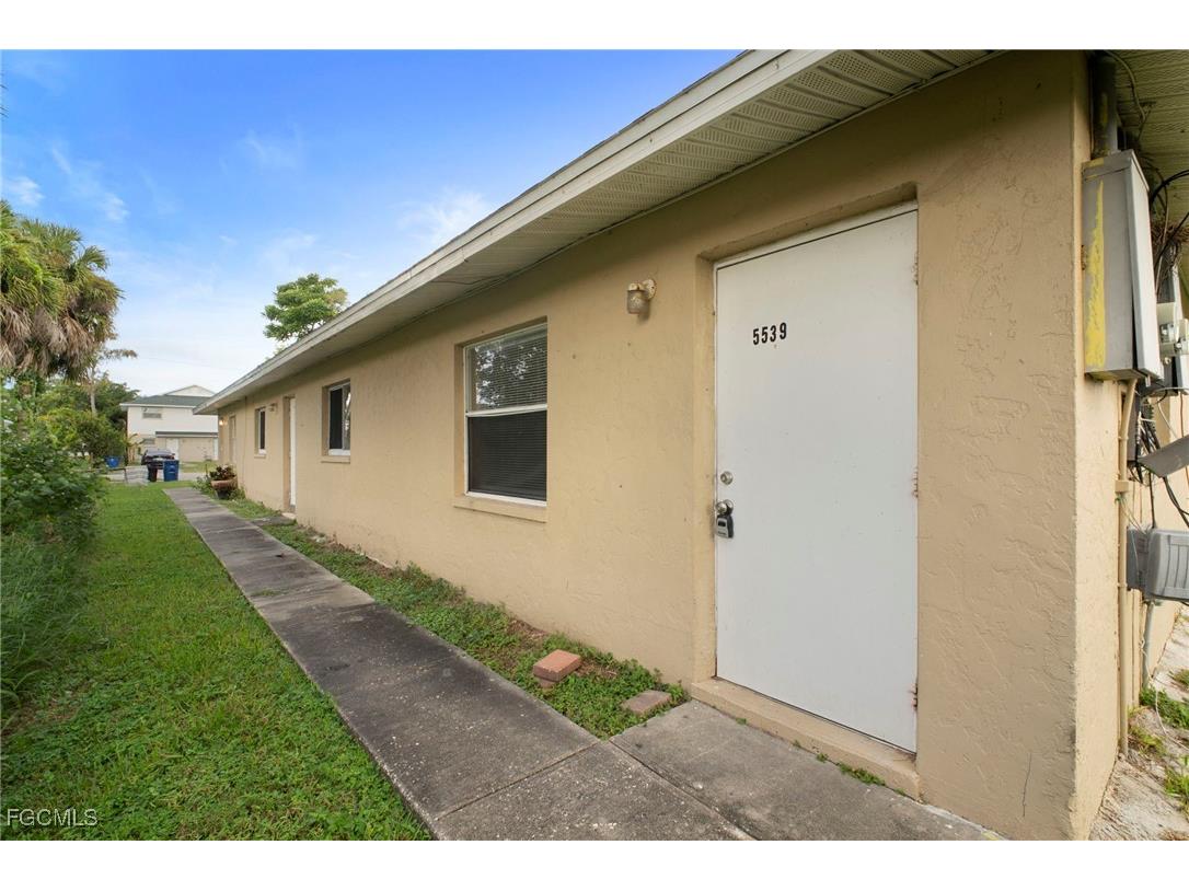 5539 10th Avenue Fort Myers FL 33907 2025014379 image3