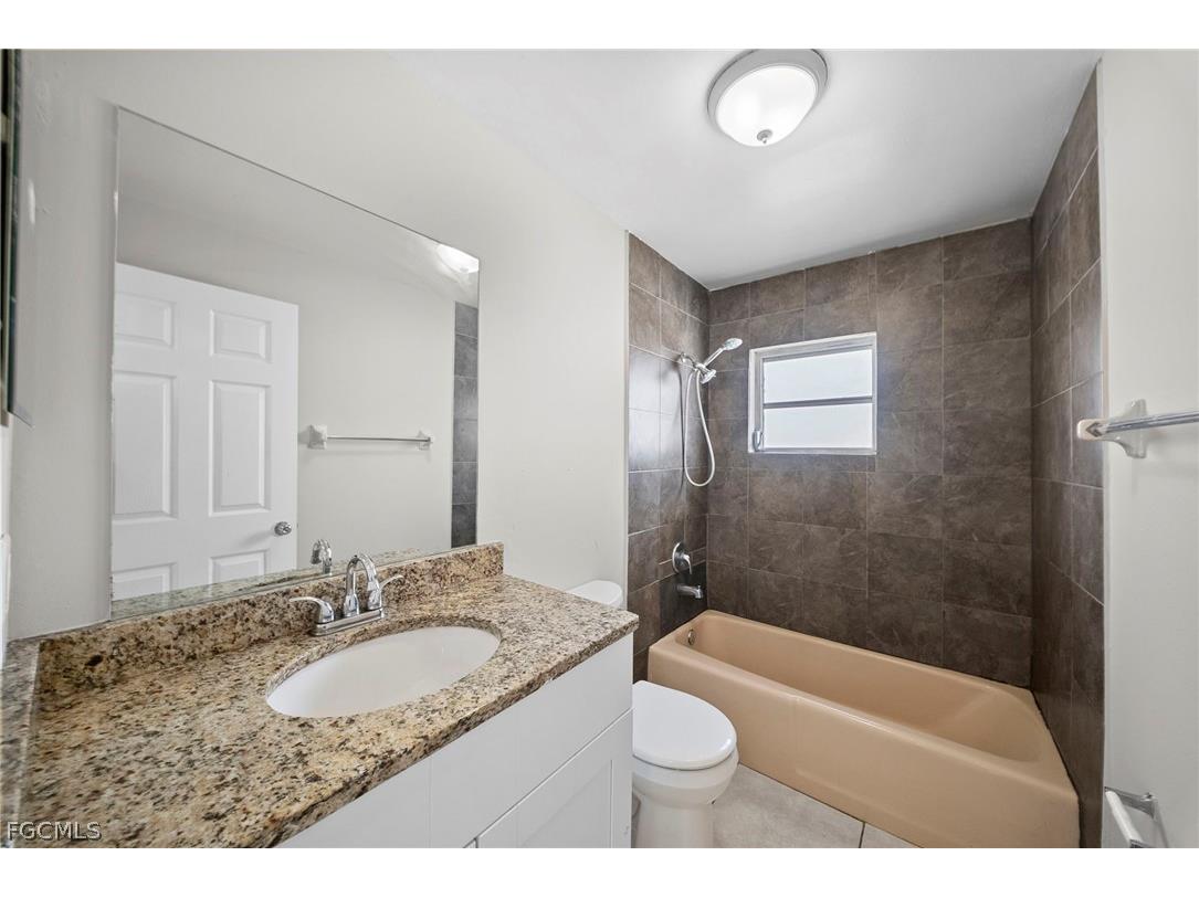 5537 10th Avenue Fort Myers FL 33907 2026011945 image11