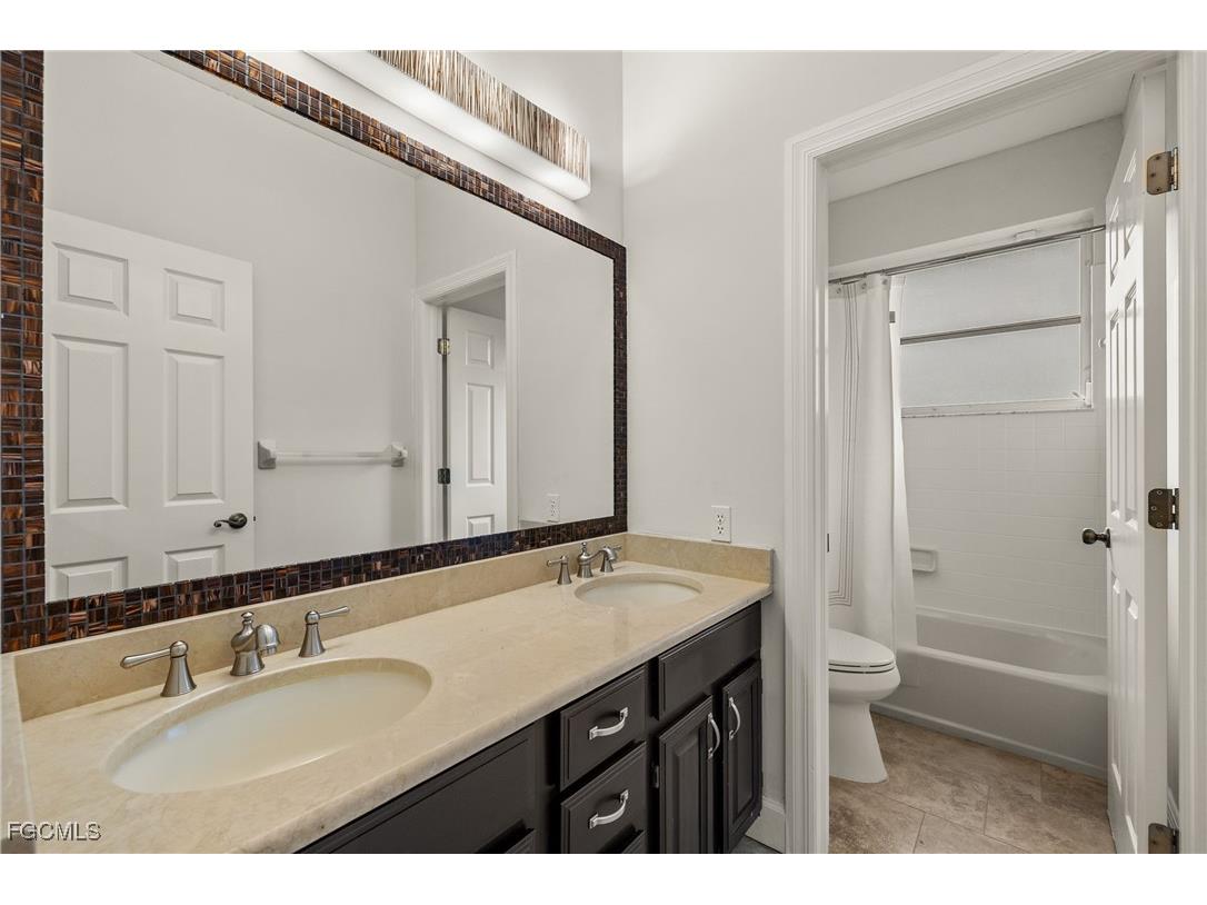 5539 Natoma Drive Fort Myers FL 33919 2025025378 image19