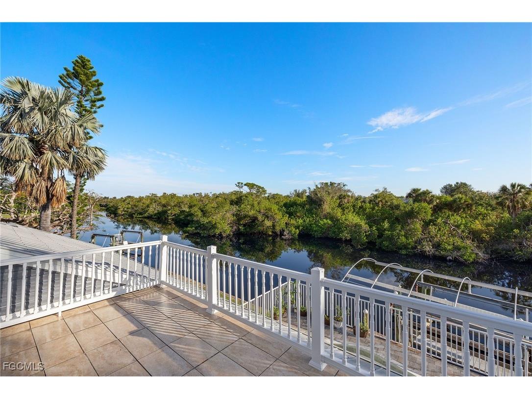 5539 Natoma Drive Fort Myers FL 33919 2025025378 image28