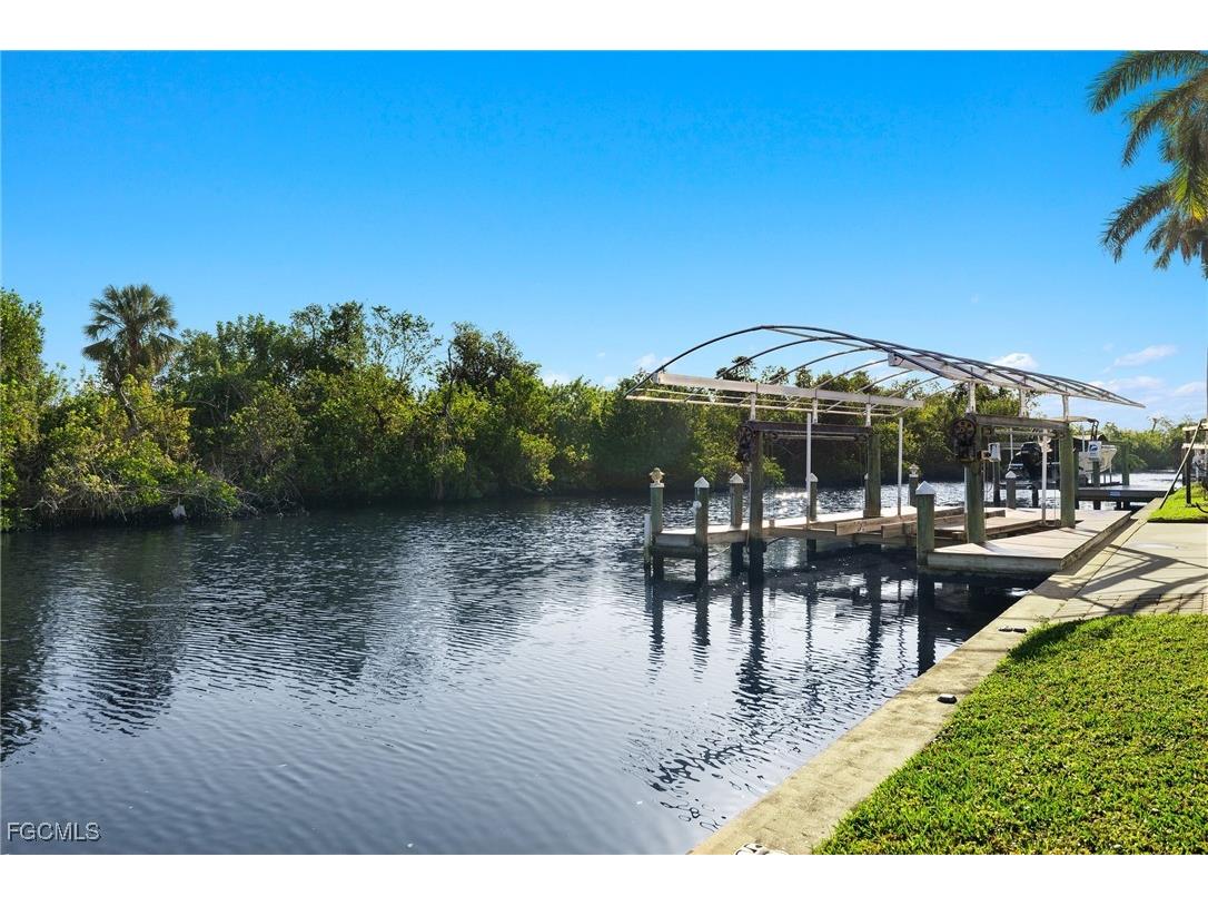 5539 Natoma Drive Fort Myers FL 33919 2025025378 image34