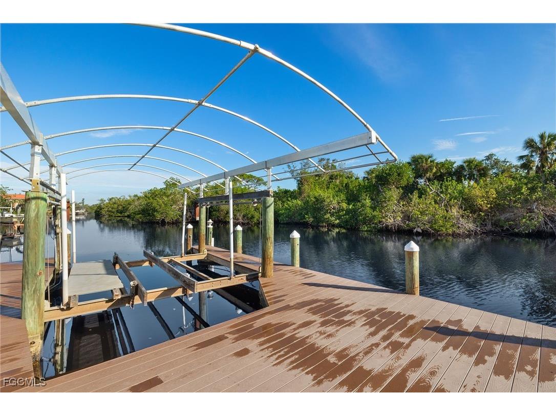 5539 Natoma Drive Fort Myers FL 33919 2025025378 image35