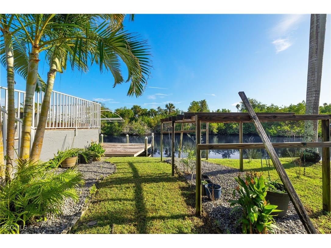 5539 Natoma Drive Fort Myers FL 33919 2025025378 image45