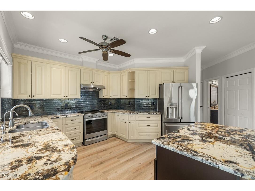 5539 Natoma Drive Fort Myers FL 33919 2025025378 image7