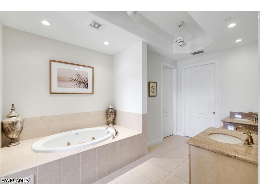 554 Avellino Isles Circle #101 Naples FL 34119 226014703 image21