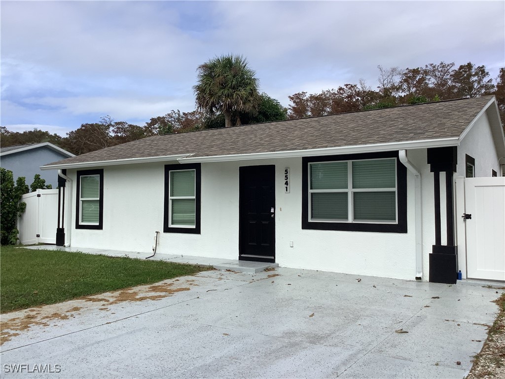 5541 Sholtz Street Naples FL 34113 224084051 image1