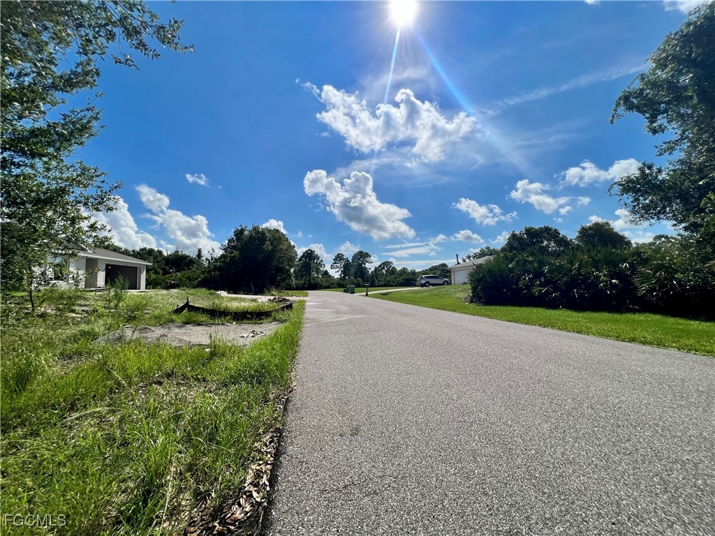 5542 Eyerly Terrace Port Charlotte FL 33981 2025015637 image1