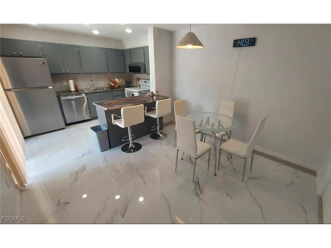 5542 Malt Drive #2 Fort Myers FL 33907 2025011528 image5