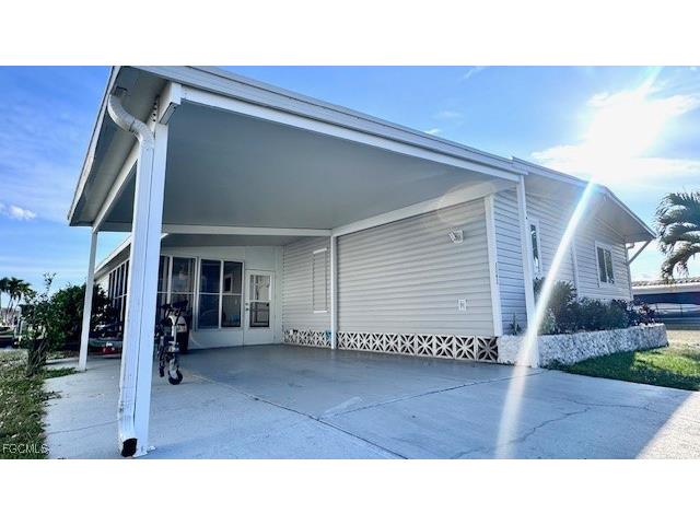 5545 Sir Walter Way North Fort Myers FL 33917 2025021954 image3