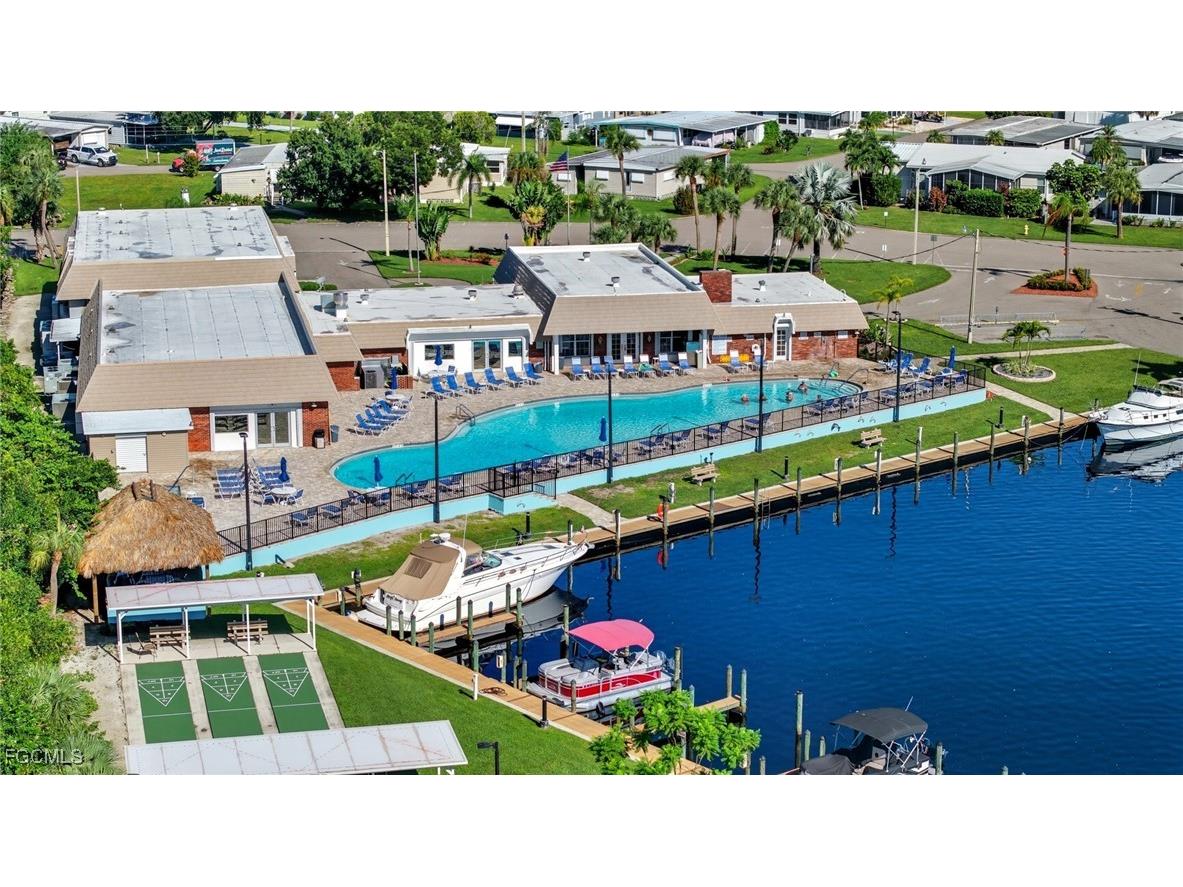 5547 Sir Walter Way North Fort Myers FL 33917 2025004375 image11