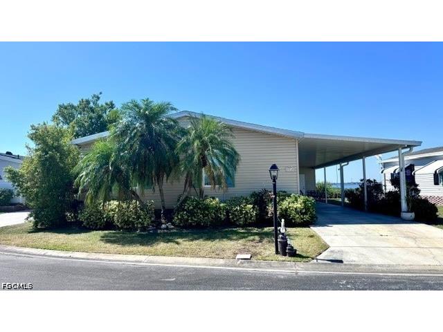 5548 Adam Drive North Fort Myers FL 33917 2026021972 image4