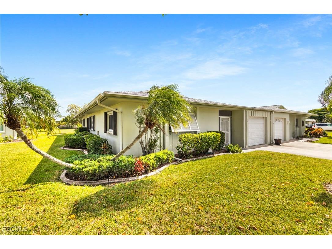 5549 Boynton Lane Fort Myers FL 33919 2025016088 image1