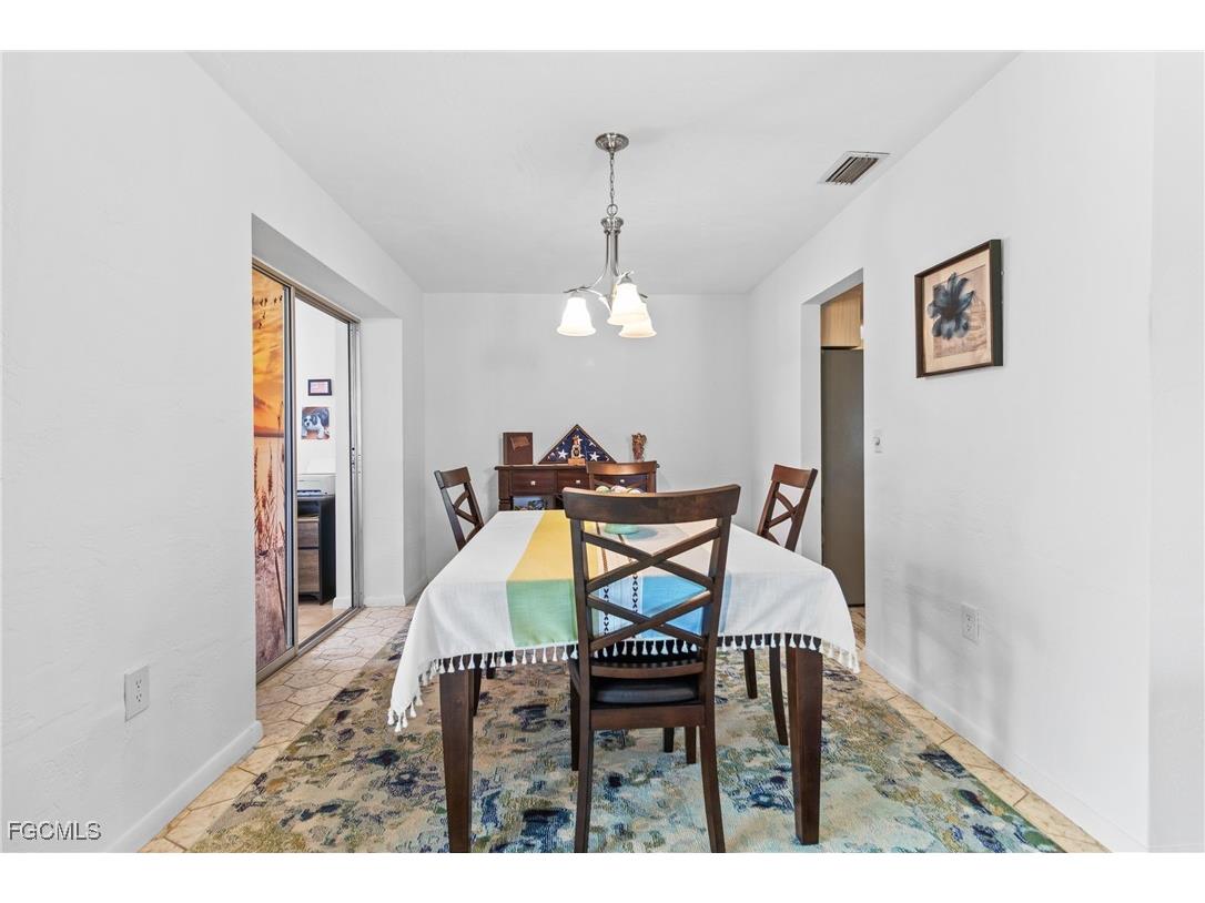 5549 Boynton Lane Fort Myers FL 33919 2025016088 image11