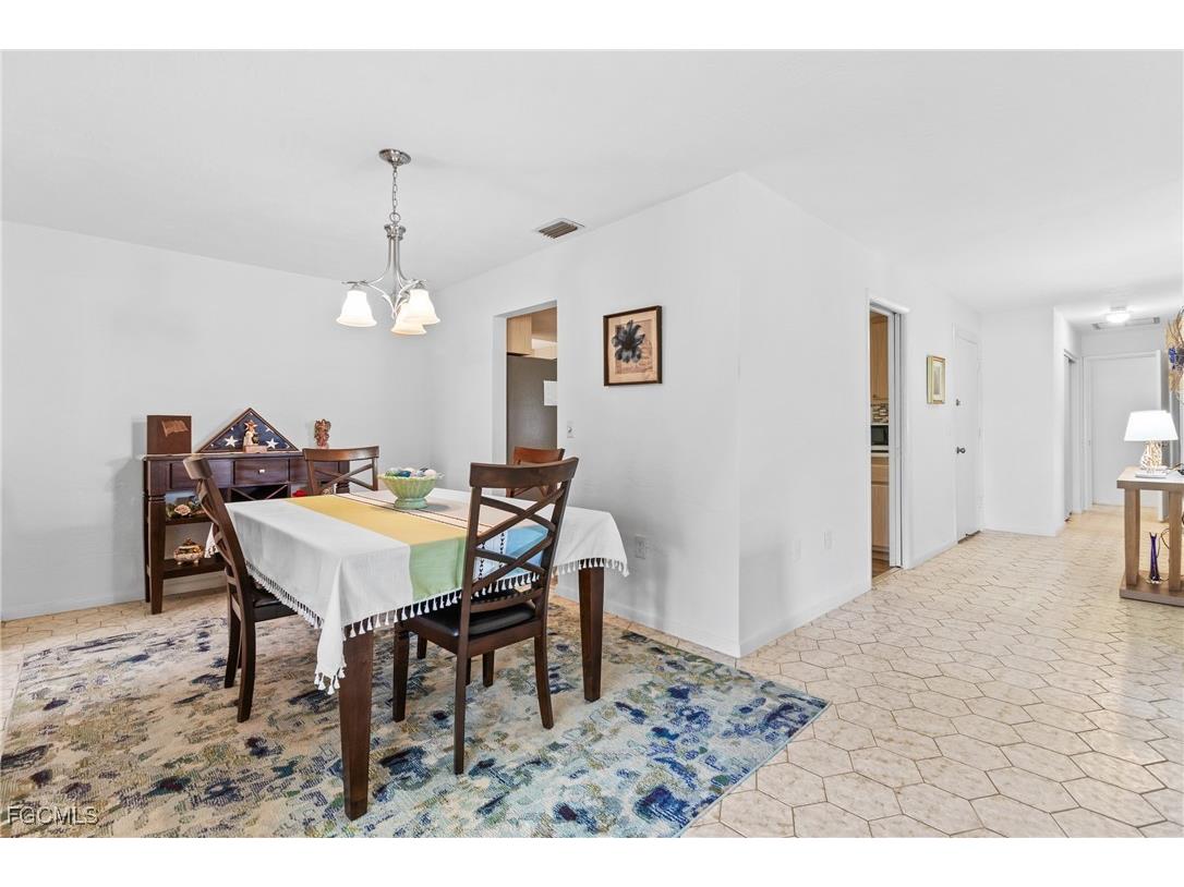 5549 Boynton Lane Fort Myers FL 33919 2025016088 image12