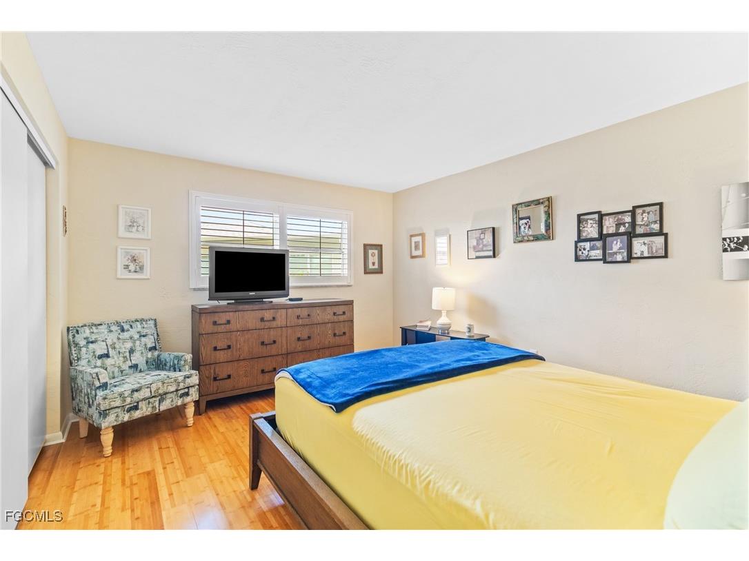 5549 Boynton Lane Fort Myers FL 33919 2025016088 image19