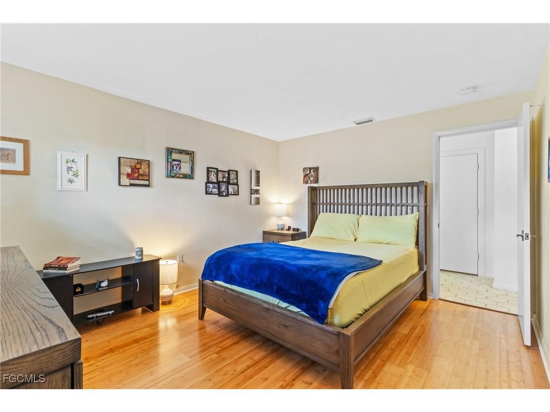 5549 Boynton Lane Fort Myers FL 33919 2025016088 image21