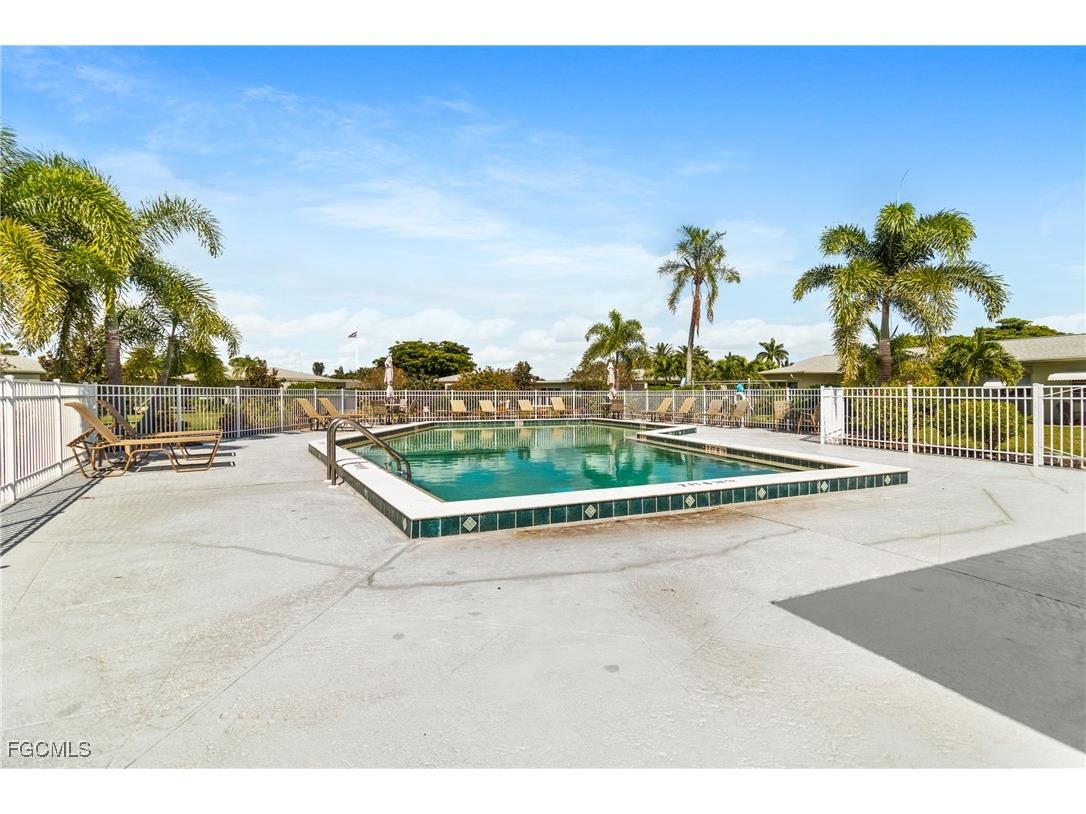 5549 Boynton Lane Fort Myers FL 33919 2025016088 image29