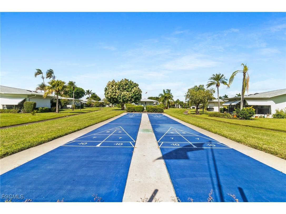 5549 Boynton Lane Fort Myers FL 33919 2025016088 image33