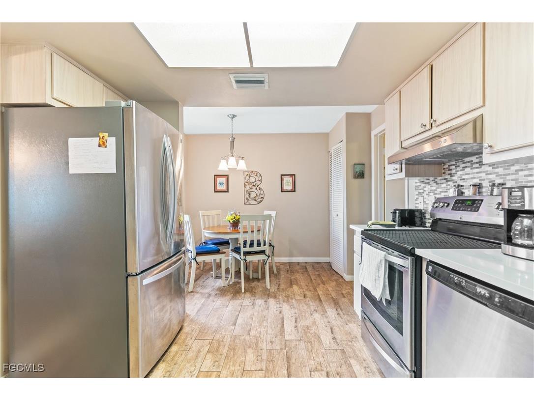 5549 Boynton Lane Fort Myers FL 33919 2025016088 image6