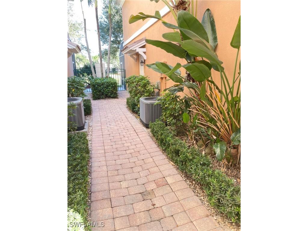 5549 Cove Circle #79 Naples FL 34119 225083899 image2