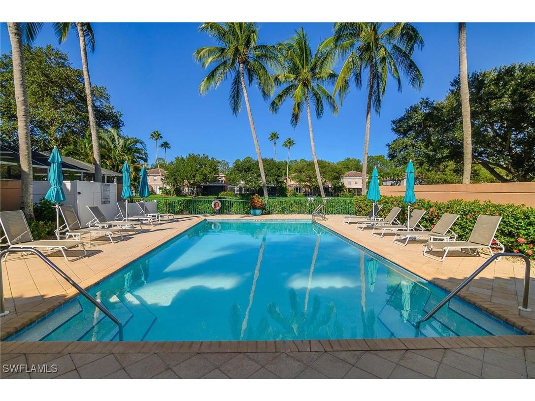 5549 Cove Circle #79 Naples FL 34119 225083899 image3