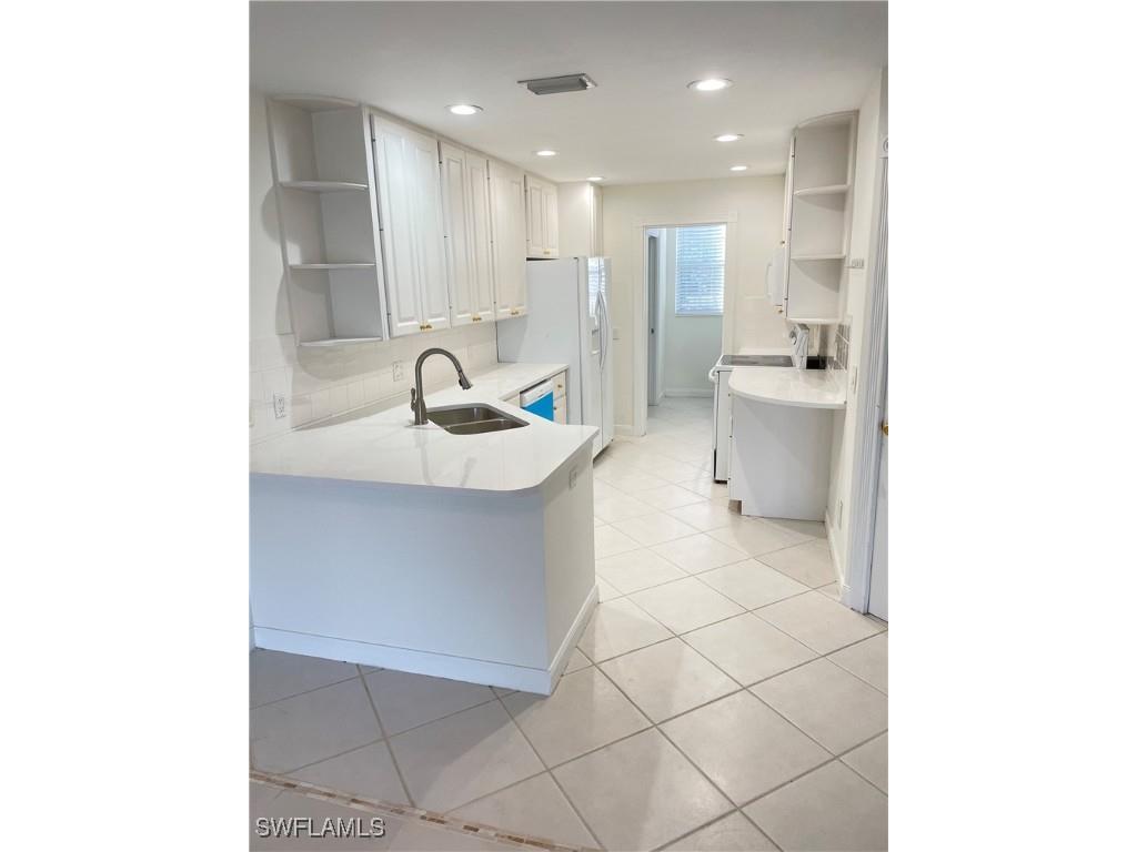 5549 Cove Circle #79 Naples FL 34119 225083899 image8