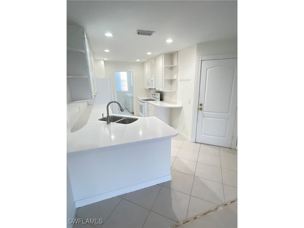 5549 Cove Circle #79 Naples FL 34119 225083899 image9