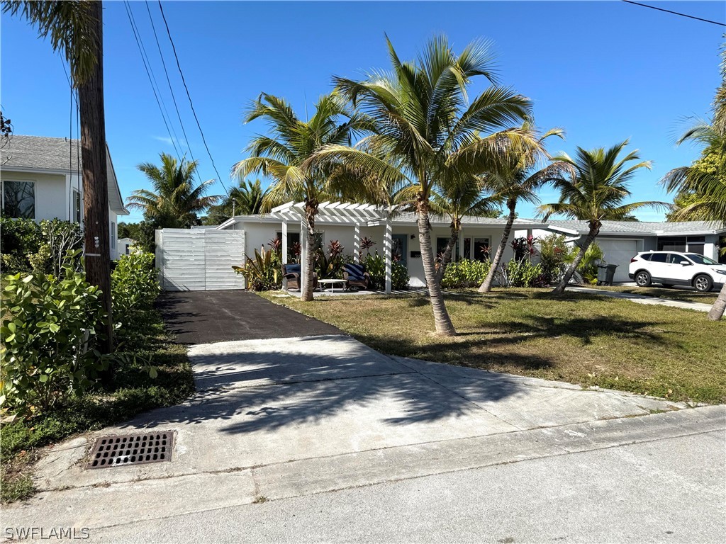 555 14th Street N Naples FL 34102 226006970 image3