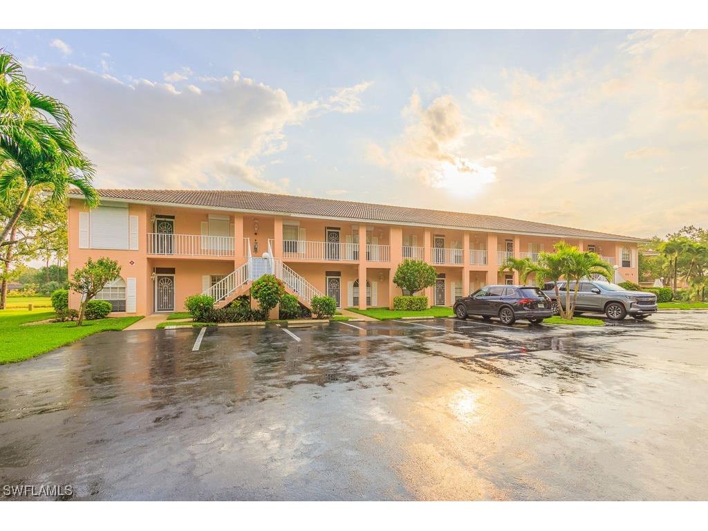 555 Augusta Boulevard #3-1 Naples FL 34113 223033087 image1