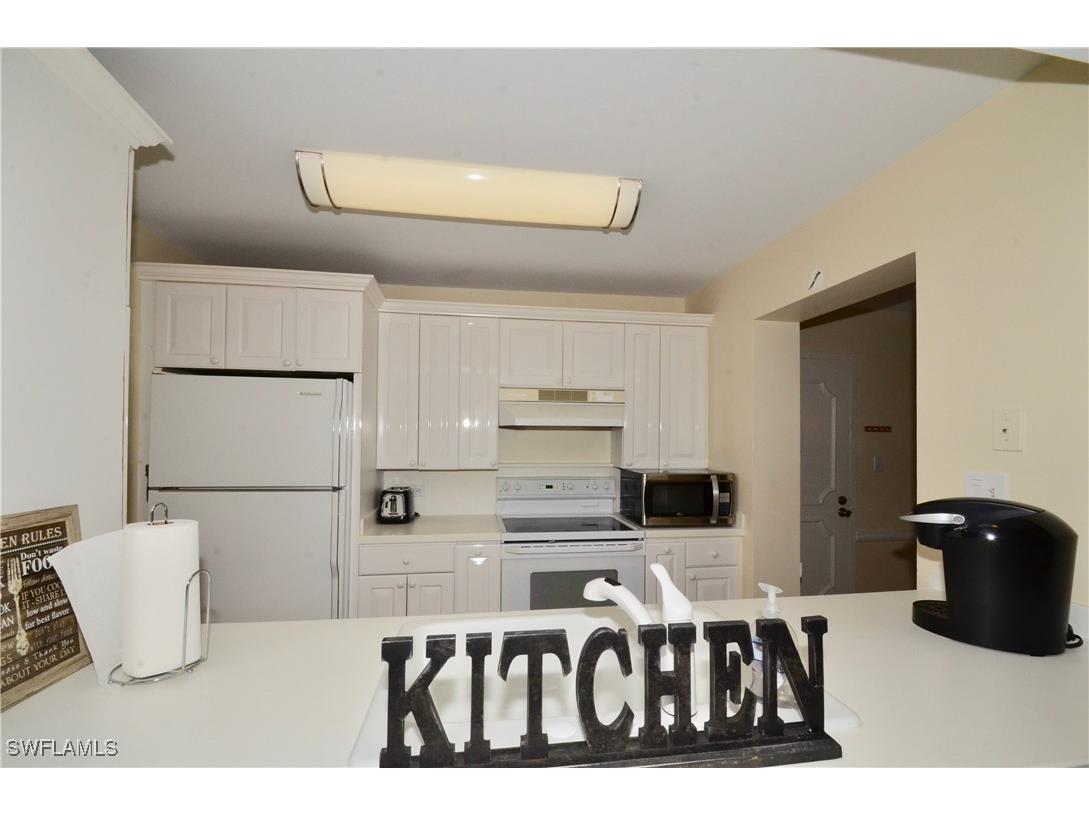 555 Park Shore Drive #B-309 Naples FL 34103 225061867 image3