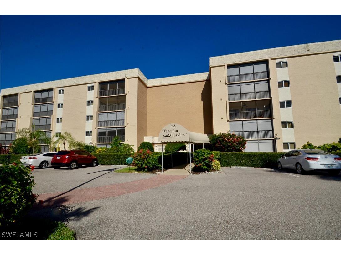 555 Park Shore Drive #B-311 Naples FL 34103 222070478 image1