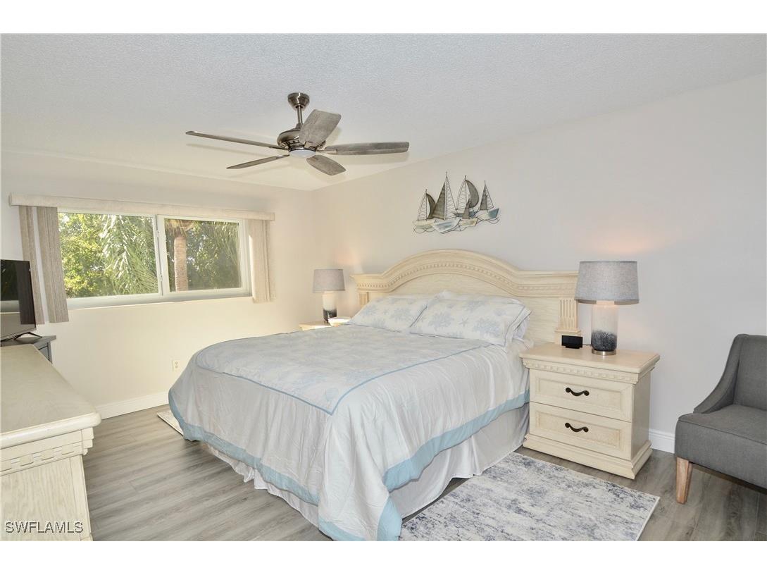 555 Park Shore Drive #B-311 Naples FL 34103 225073846 image19