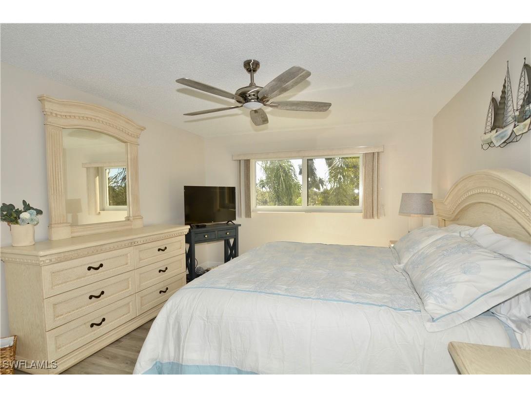 555 Park Shore Drive #B-311 Naples FL 34103 225073846 image20