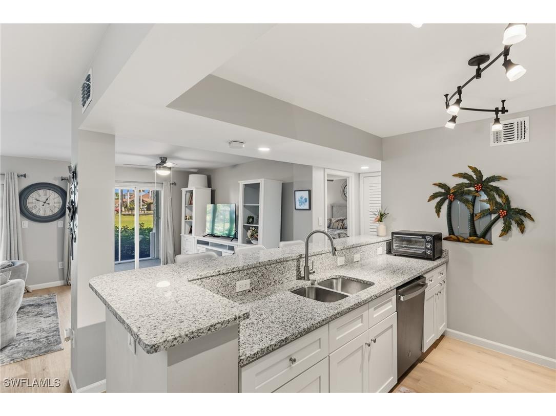 555 Park Shore Drive #B109 Naples FL 34103 226005100 image17